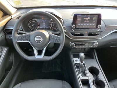 2025 Nissan Altima SV FWD