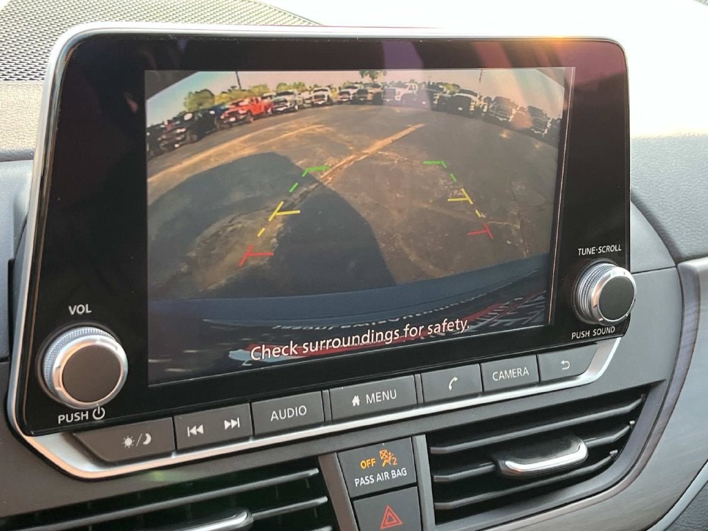 2025 Nissan Altima SV FWD
