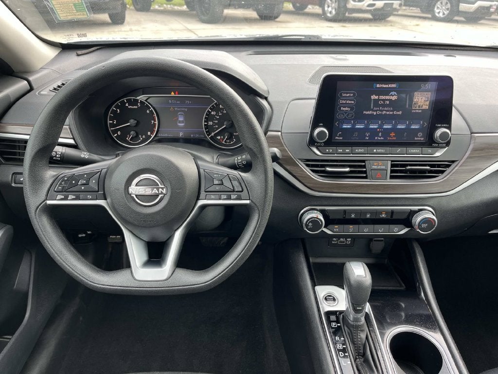 2024 Nissan Altima SV FWD