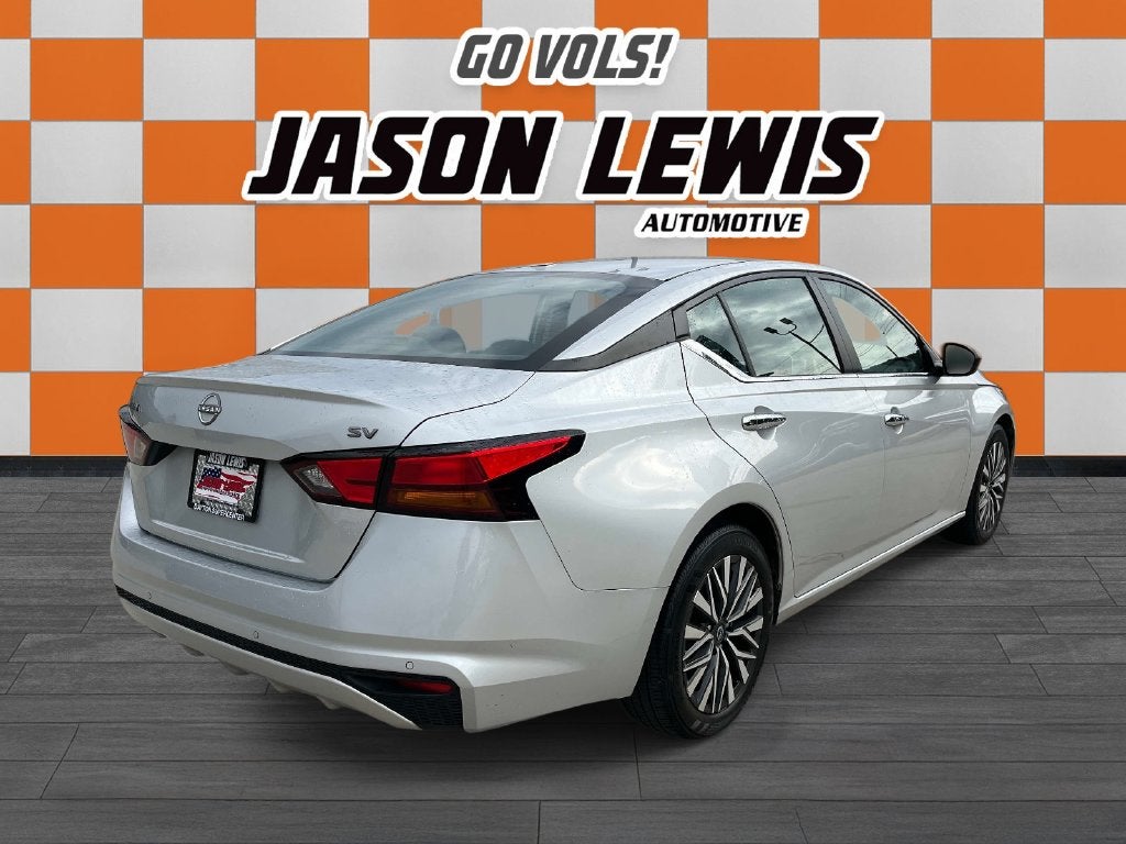 2024 Nissan Altima SV FWD
