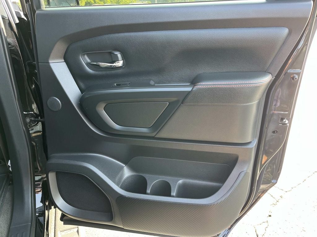 2021 Nissan Titan Crew Cab PRO-4X 4x4