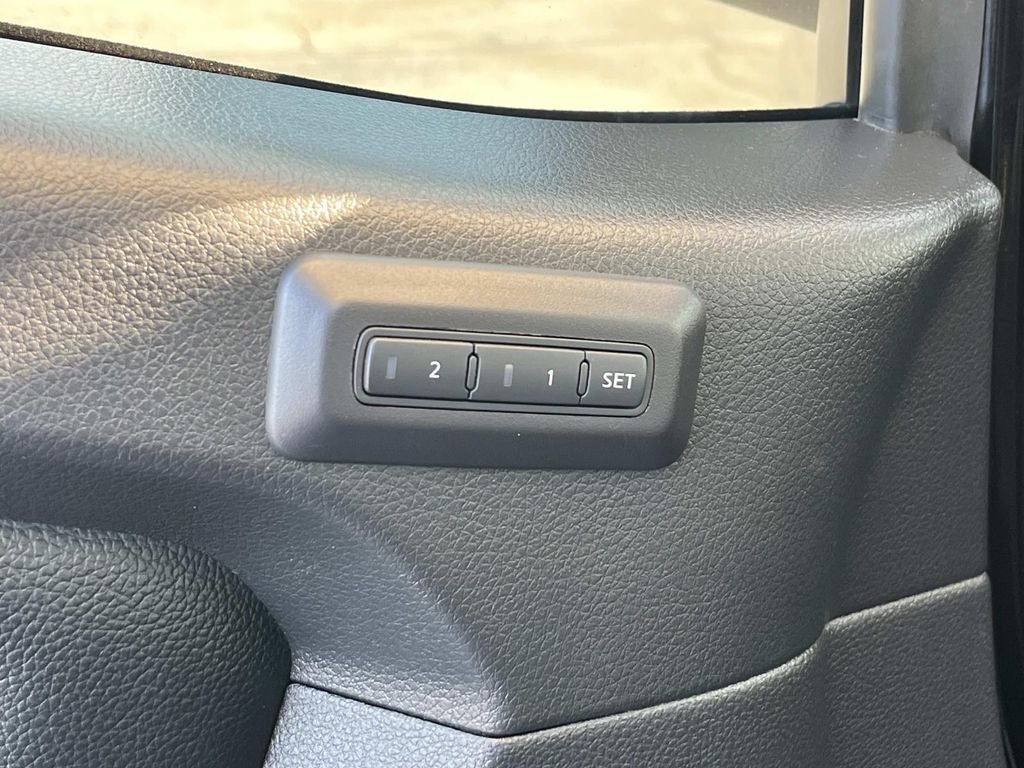2021 Nissan Titan Crew Cab PRO-4X 4x4