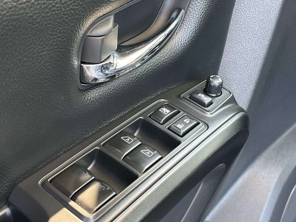 2021 Nissan Titan Crew Cab PRO-4X 4x4