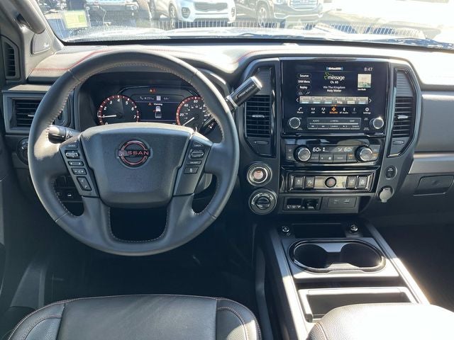 2024 Nissan Titan Crew Cab PRO-4X 4x4