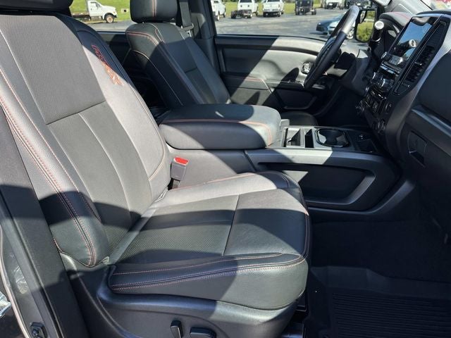 2024 Nissan Titan Crew Cab PRO-4X 4x4