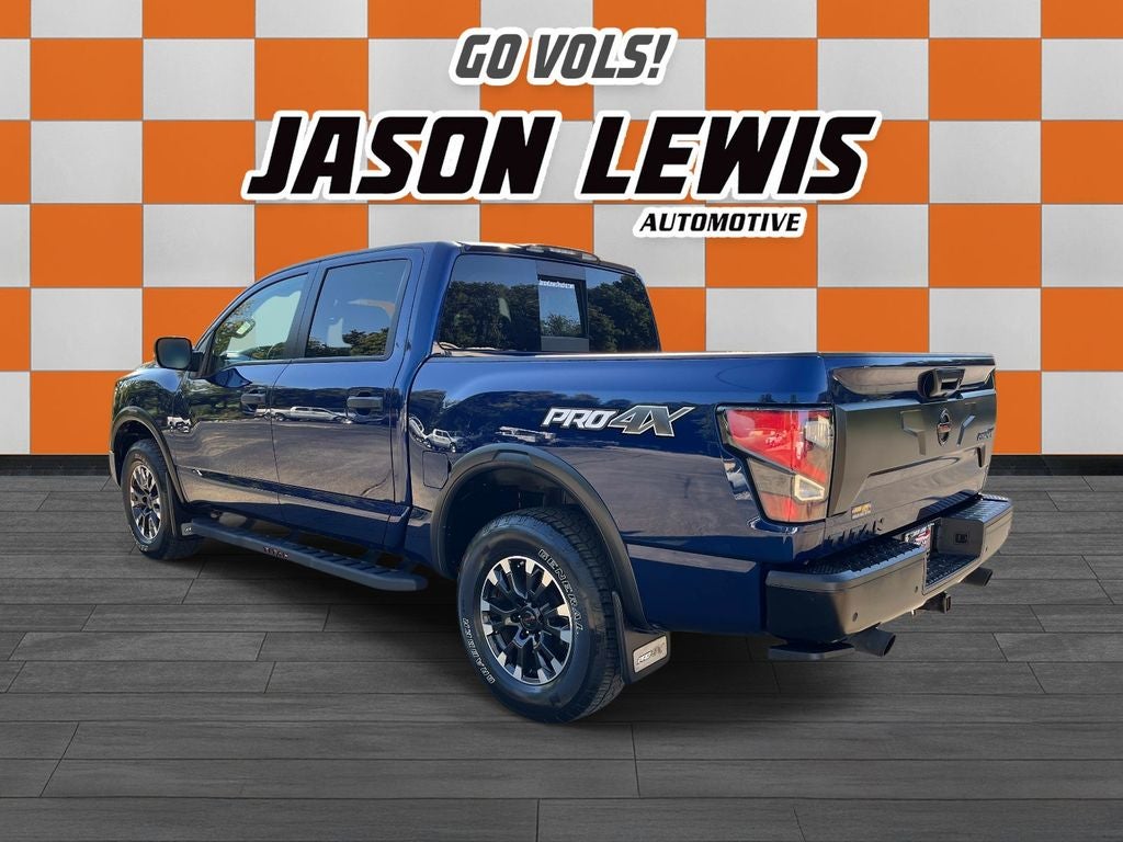 2021 Nissan Titan Crew Cab PRO-4X 4x4