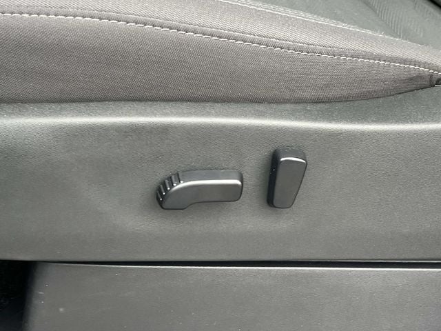2022 Nissan Frontier King Cab SV 4x2