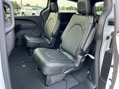 2026 Chrysler Pacifica PACIFICA SELECT