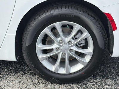 2027 Chrysler Pacifica PACIFICA SELECT