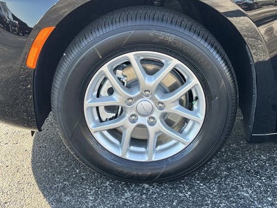 2027 Chrysler Pacifica PACIFICA SELECT