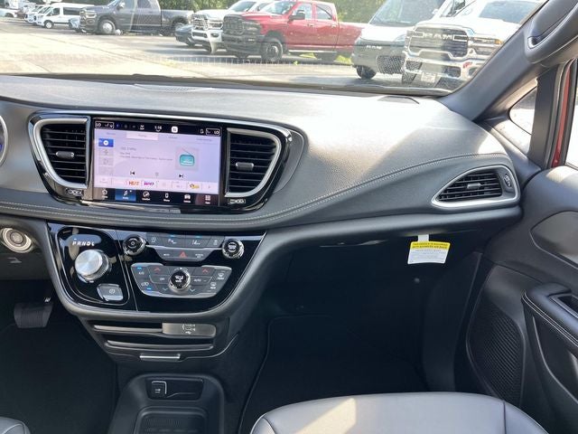 2027 Chrysler Pacifica PACIFICA SELECT