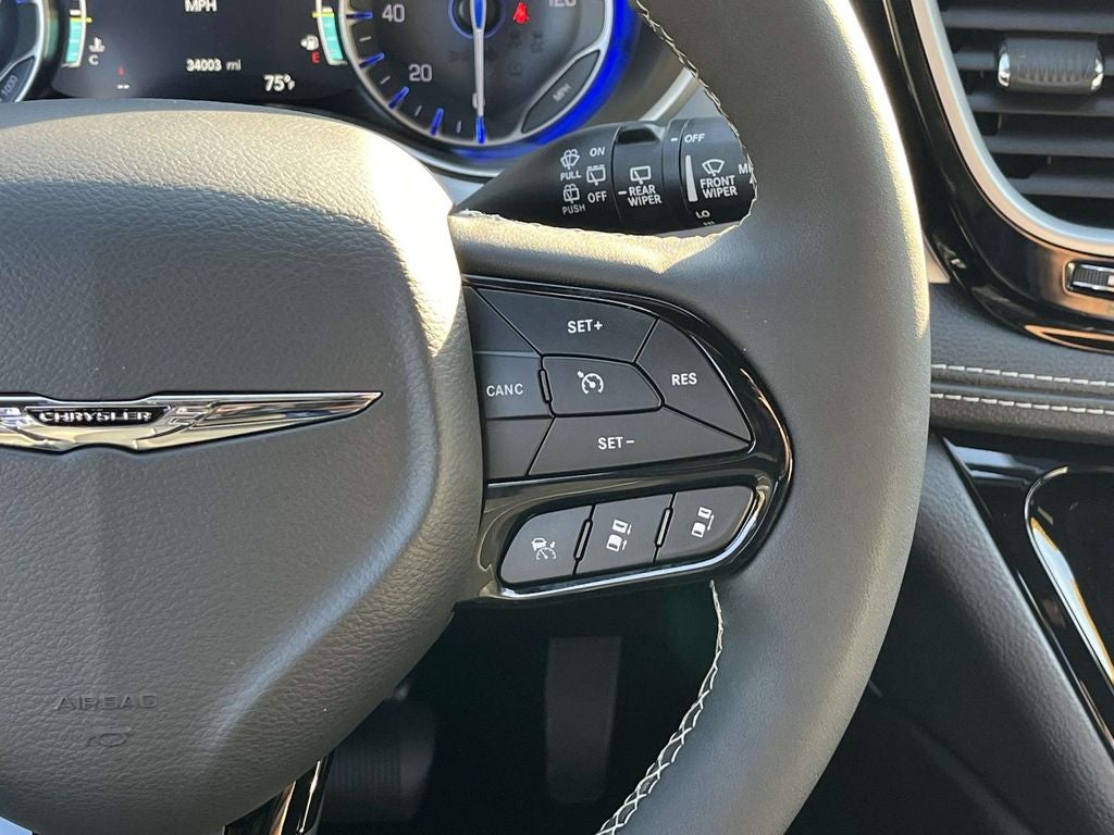 2026 Chrysler Pacifica Limited