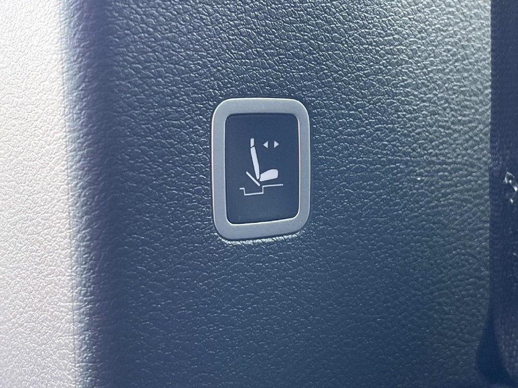 2027 Chrysler Pacifica PACIFICA LIMITED