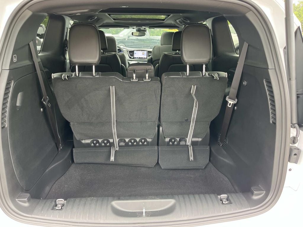 2027 Chrysler Pacifica PACIFICA LIMITED