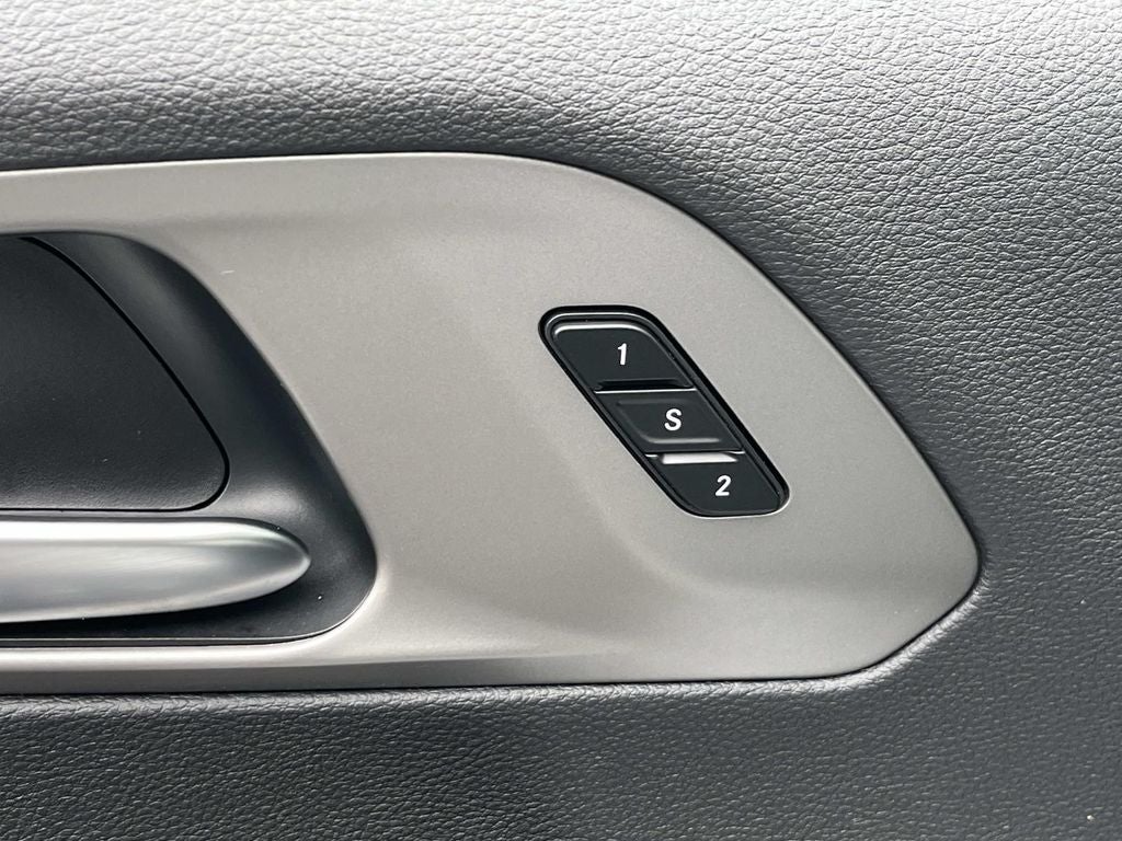 2027 Chrysler Pacifica PACIFICA LIMITED