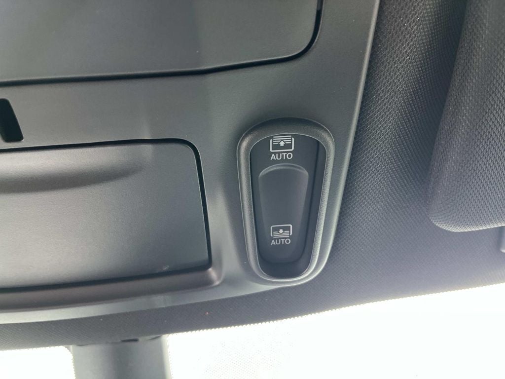 2027 Chrysler Pacifica PACIFICA LIMITED