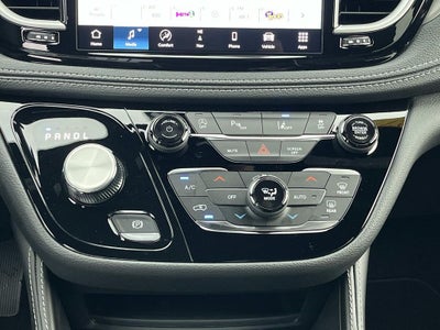 2027 Chrysler Pacifica PACIFICA LIMITED