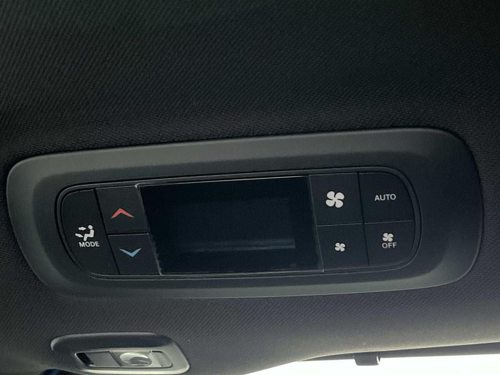 2027 Chrysler Pacifica PACIFICA LIMITED