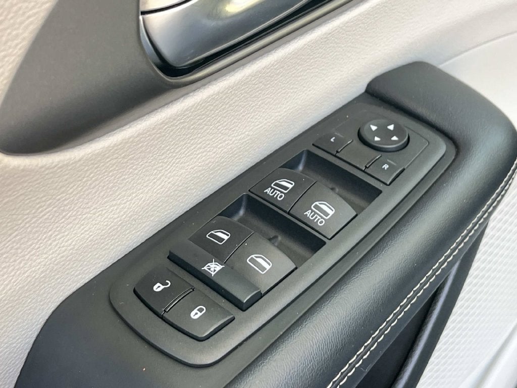 2022 Chrysler Pacifica Touring L AWD