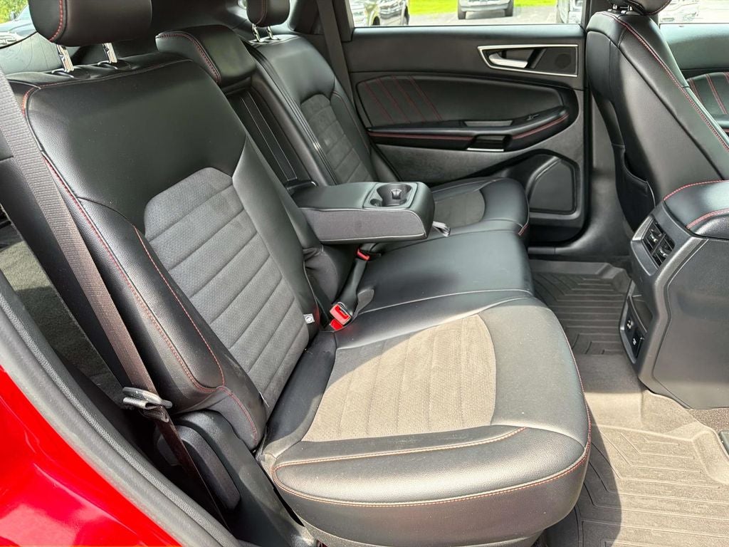 2022 Ford Edge ST-Line
