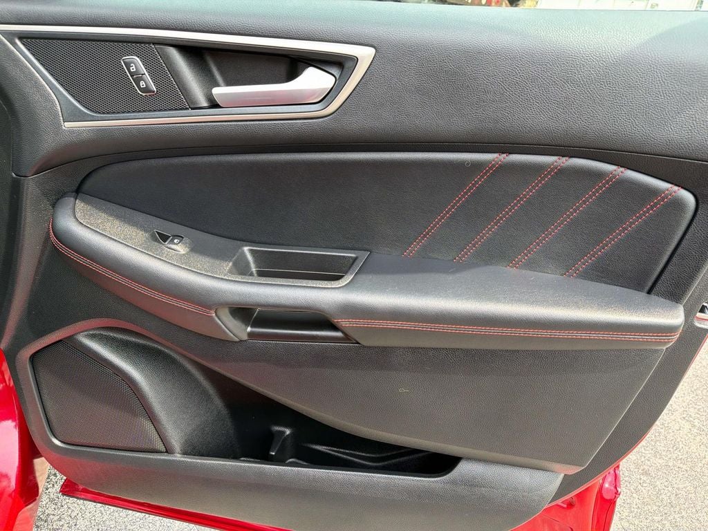 2022 Ford Edge ST-Line