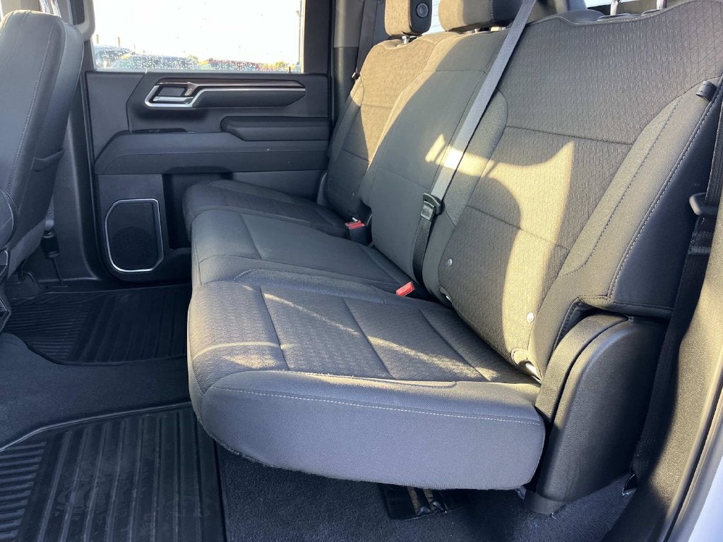 2025 Chevrolet Silverado 2500HD 4WD Crew Cab Standard Bed LT