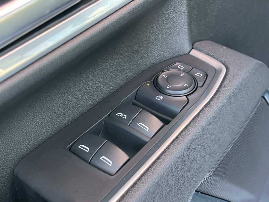 2025 Chevrolet Silverado 2500HD 4WD Crew Cab Standard Bed LT