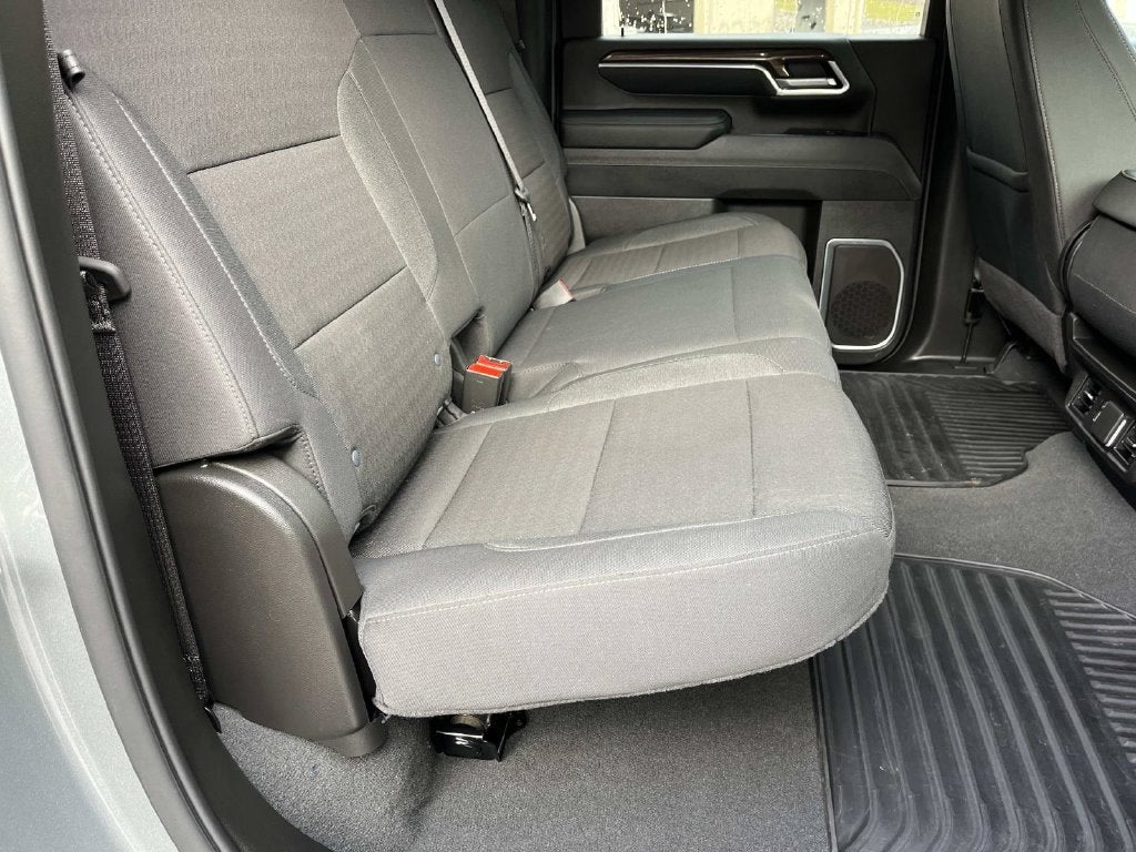 2026 Chevrolet Silverado 2500HD Crew Cab, Standard Bed, LT, 4WD