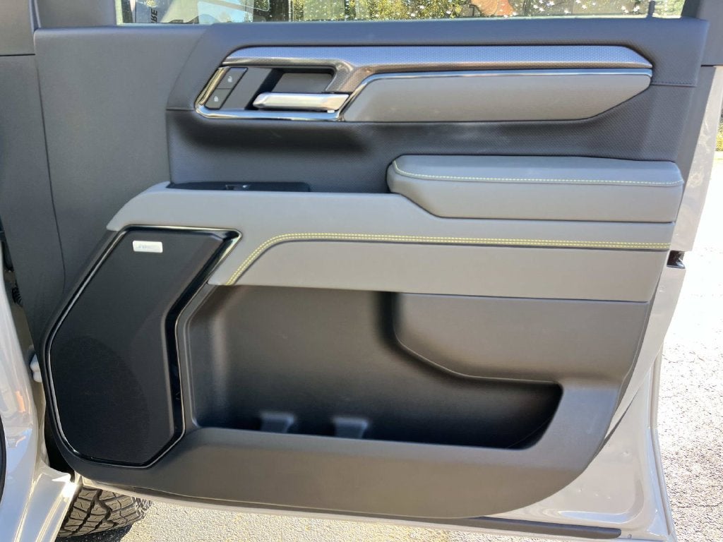 2026 Chevrolet Silverado 2500HD Crew Cab, Standard Bed, XR2, 4WD
