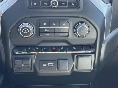 2024 Chevrolet Silverado 2500HD 4WD Crew Cab Standard Bed Custom