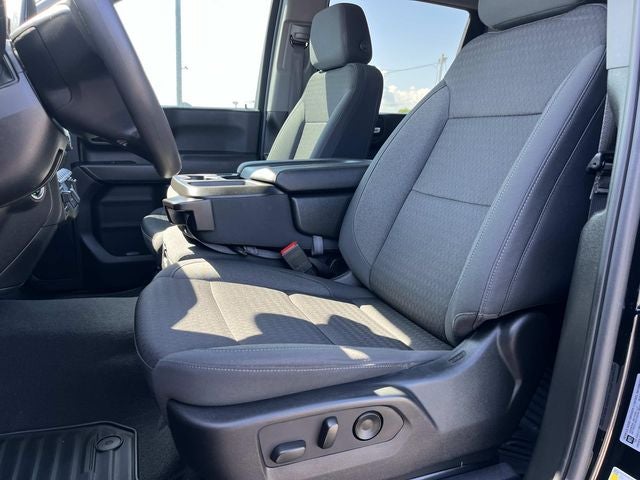 2024 Chevrolet Silverado 2500HD 4WD Crew Cab Standard Bed Custom