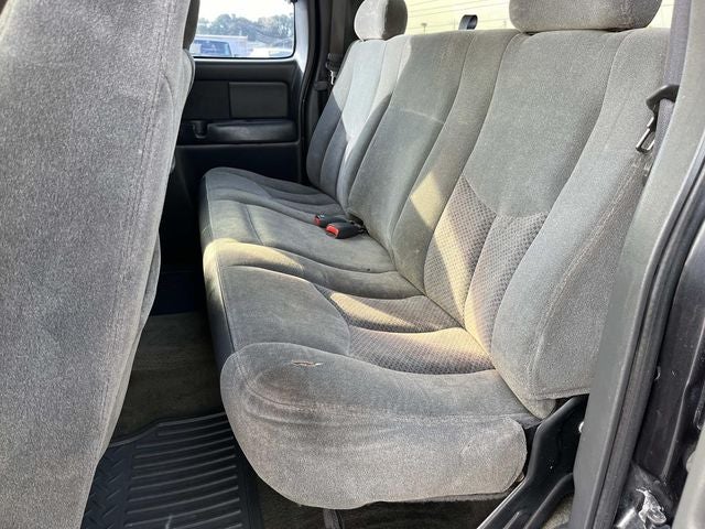 2003 Chevrolet Silverado 1500 LS