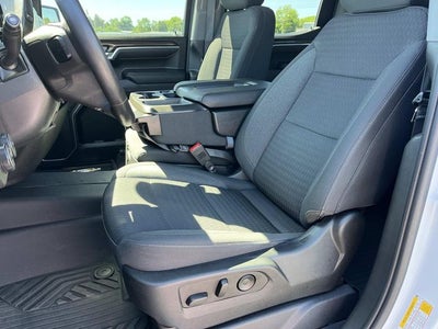 2022 Chevrolet Silverado 1500 4WD Crew Cab Short Bed RST