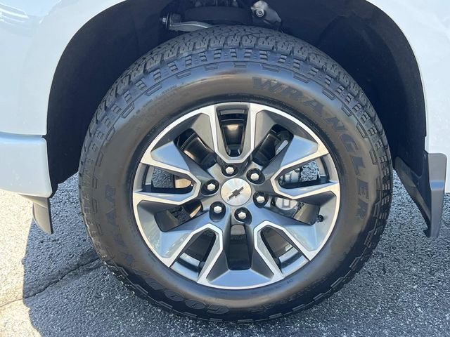 2022 Chevrolet Silverado 1500 4WD Crew Cab Short Bed RST