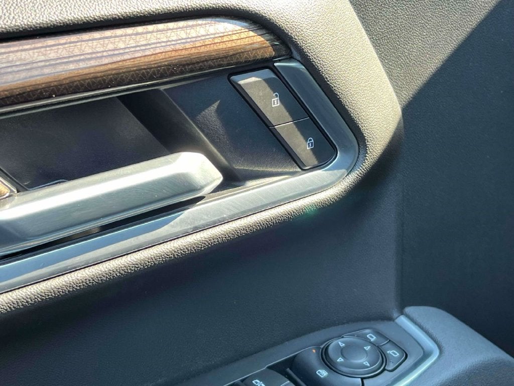 2026 Chevrolet Silverado 1500 4WD Crew Cab Standard Bed LT