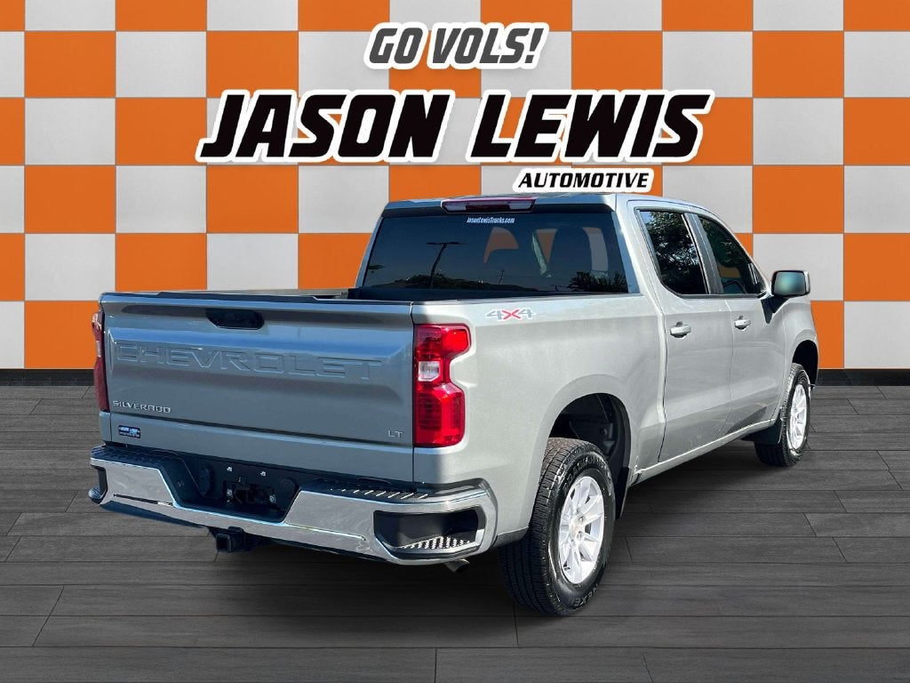 2026 Chevrolet Silverado 1500 4WD Crew Cab Standard Bed LT