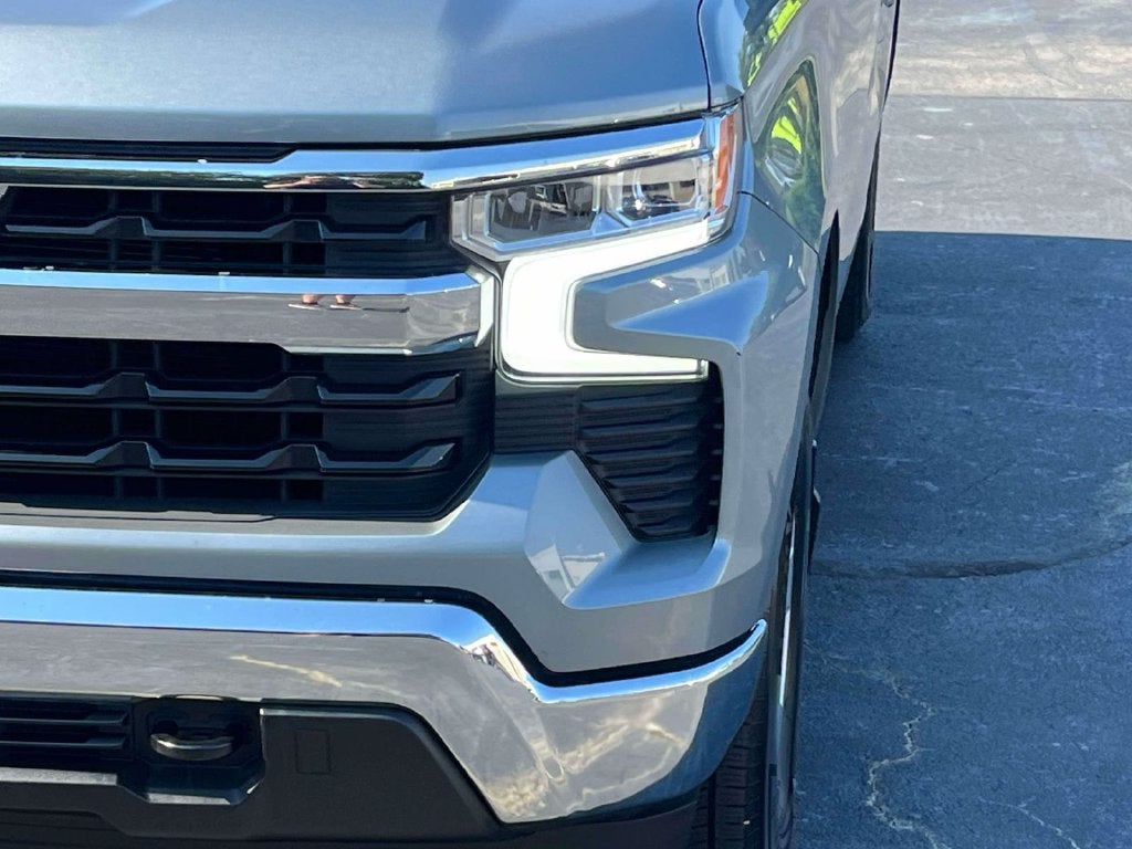 2026 Chevrolet Silverado 1500 4WD Crew Cab Standard Bed LT