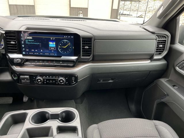 2026 Chevrolet Silverado 1500 4WD Crew Cab Standard Bed LT
