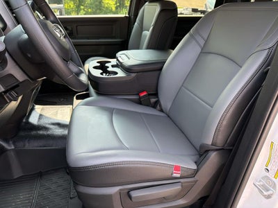 2026 RAM 3500 RAM 3500 TRADESMAN CREW CAB 4X4 6'4' BOX