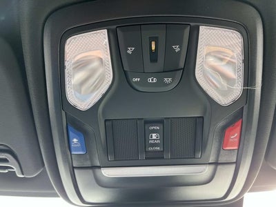 2026 RAM 3500 RAM 3500 TRADESMAN CREW CAB 4X4 6'4' BOX