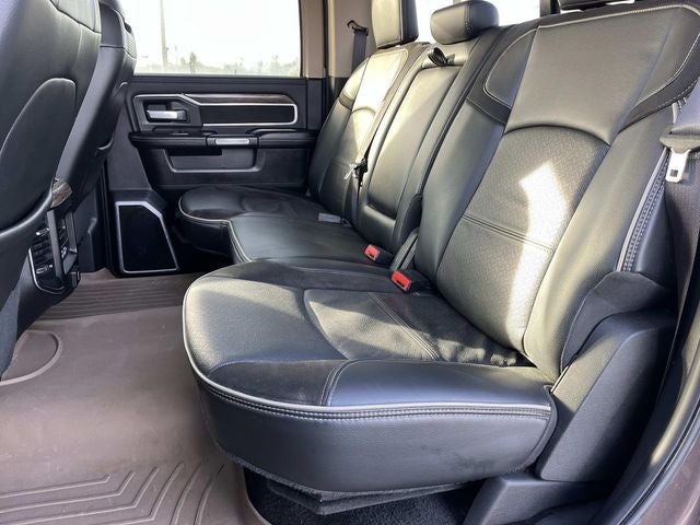 2019 RAM 3500 Laramie Crew Cab 4x4 6'4' Box