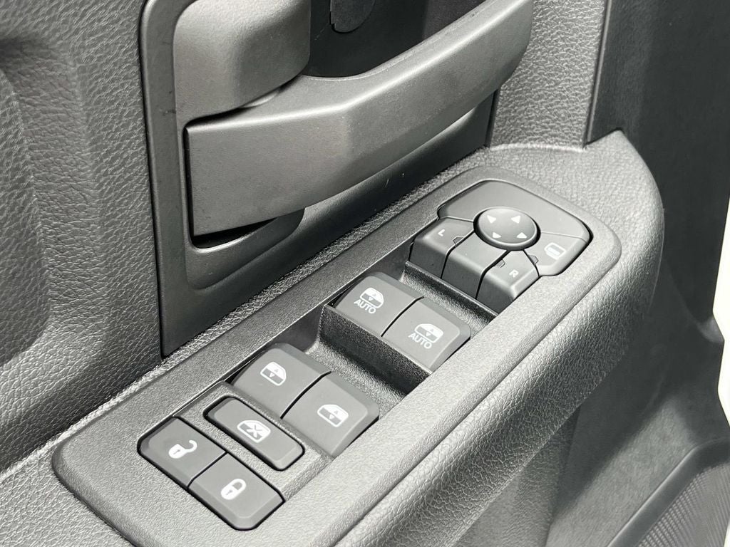 2026 RAM 3500 RAM 3500 TRADESMAN CREW CAB 4X4 8' BOX