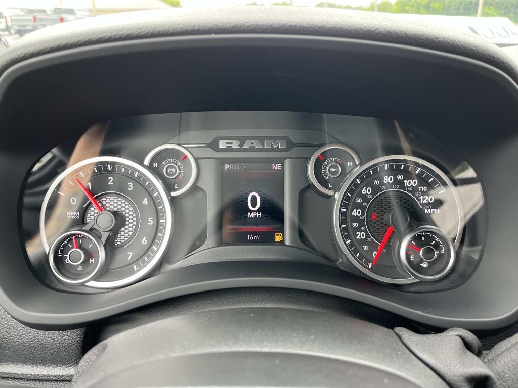 2026 RAM 3500 RAM 3500 TRADESMAN CREW CAB 4X4 8' BOX