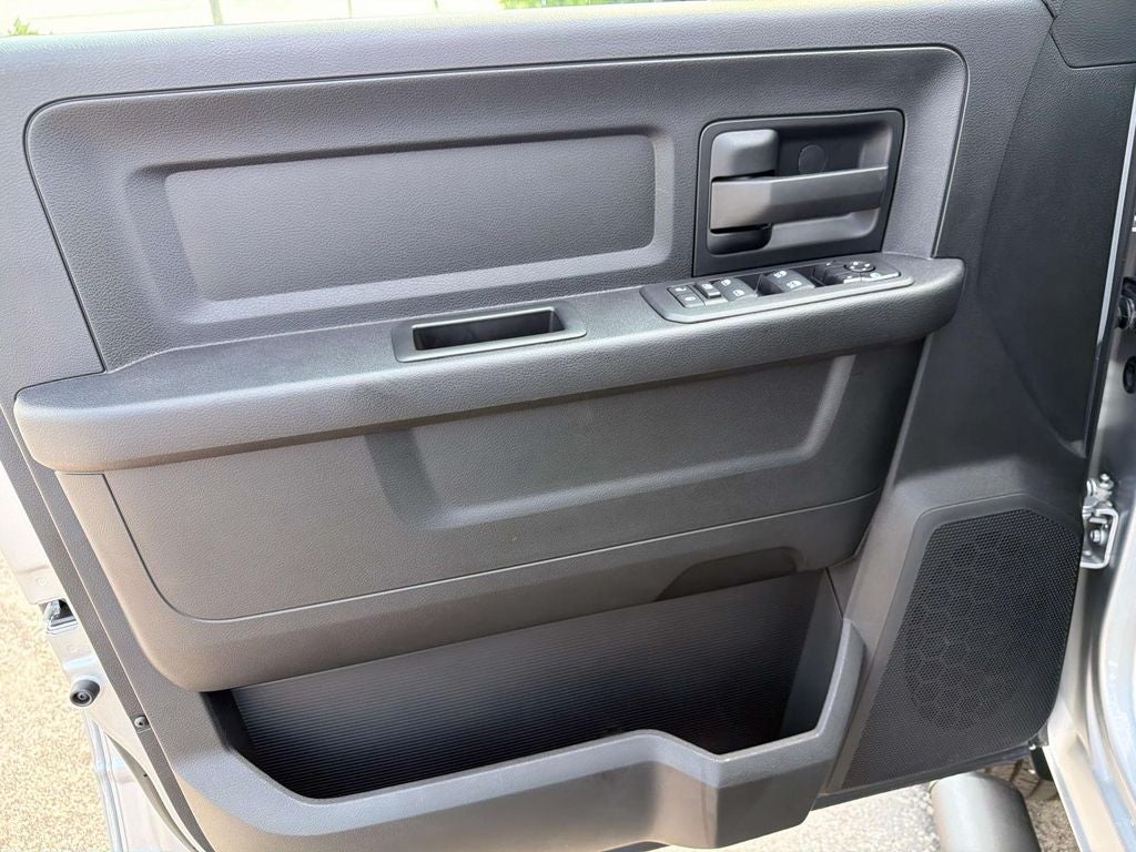2026 RAM 3500 RAM 3500 TRADESMAN CREW CAB 4X4 8' BOX