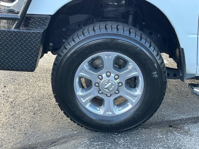 2024 RAM 3500 Big Horn Crew Cab 4x4 8' Box