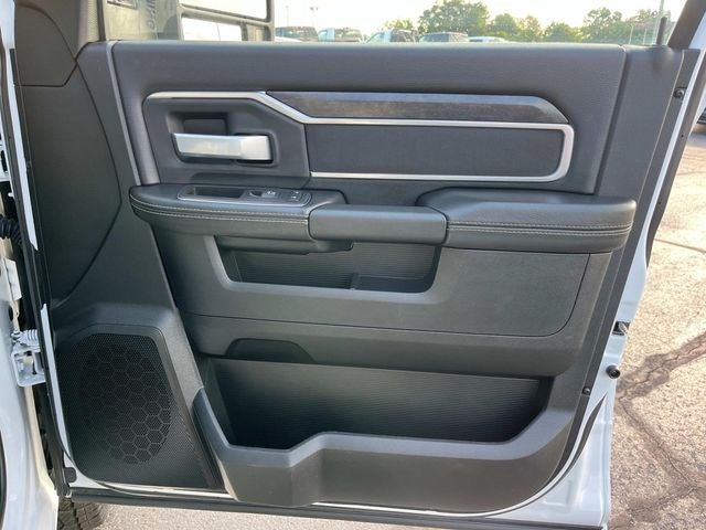 2024 RAM 3500 Big Horn Crew Cab 4x4 8' Box