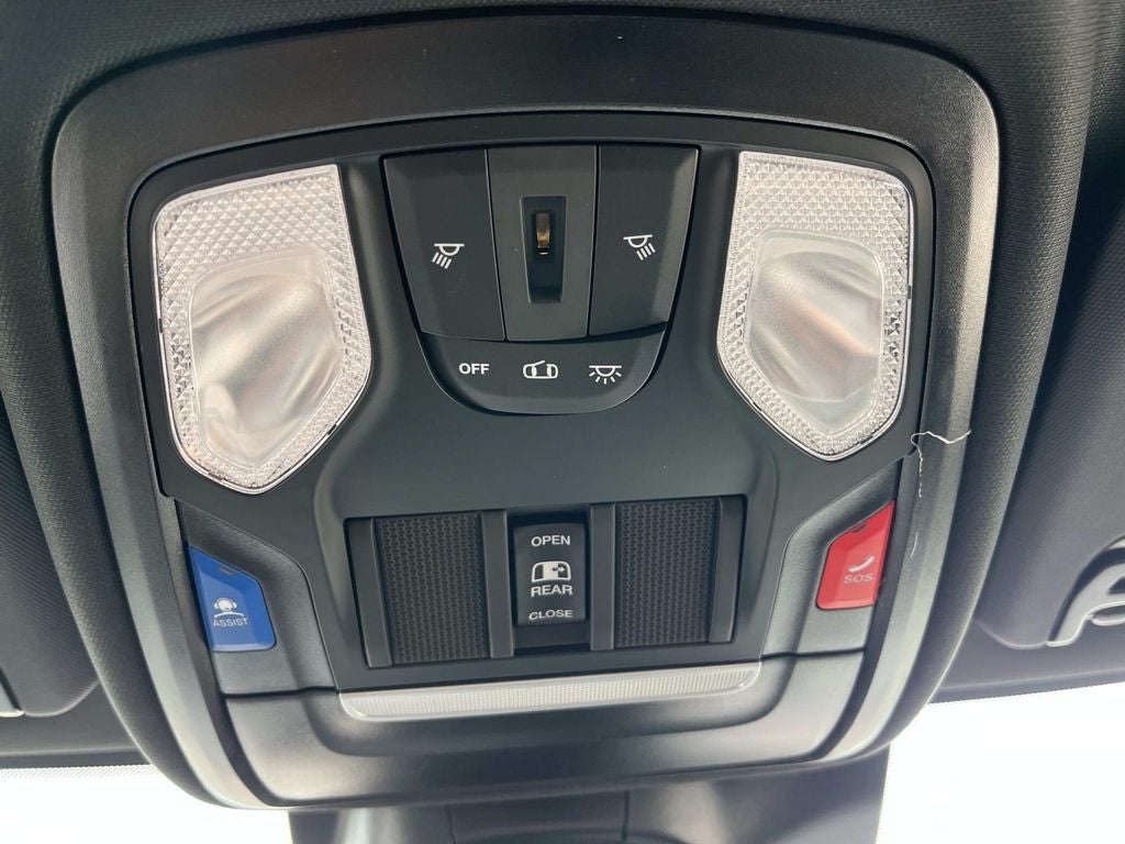 2026 RAM 2500 RAM 2500 TRADESMAN CREW CAB 4X4 6'4' BOX