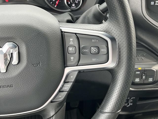 2026 RAM 2500 RAM 2500 TRADESMAN CREW CAB 4X4 6'4' BOX