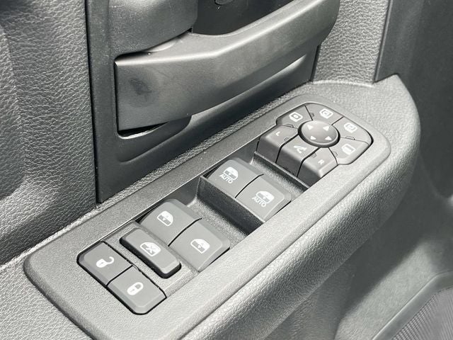 2026 RAM 2500 RAM 2500 TRADESMAN CREW CAB 4X4 6'4' BOX