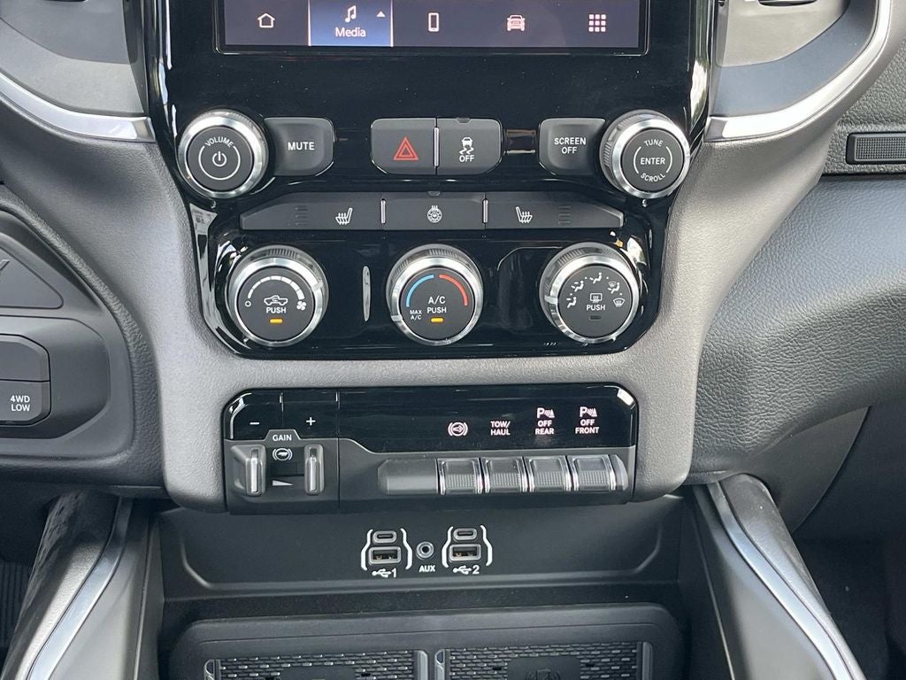 2026 RAM 2500 RAM 2500 BIG HORN CREW CAB 4X4 6'4' BOX